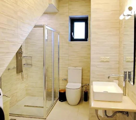 Stone Crafted Luxury Villas ניקיאנה