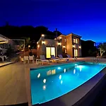 Stone Crafted Luxury Villas * Nikiana