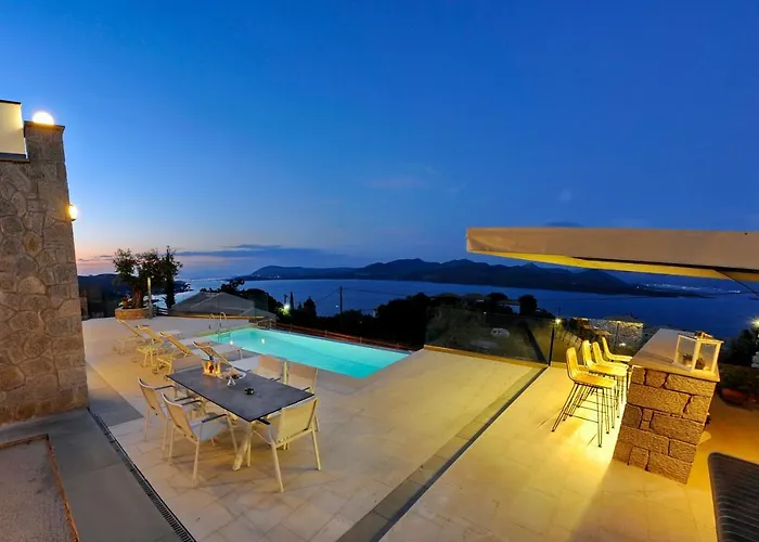 Stone Crafted Luxury Villas * Nikiana