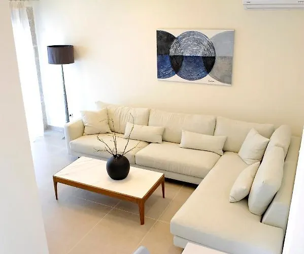 Villa Stone Crafted Luxury Villas